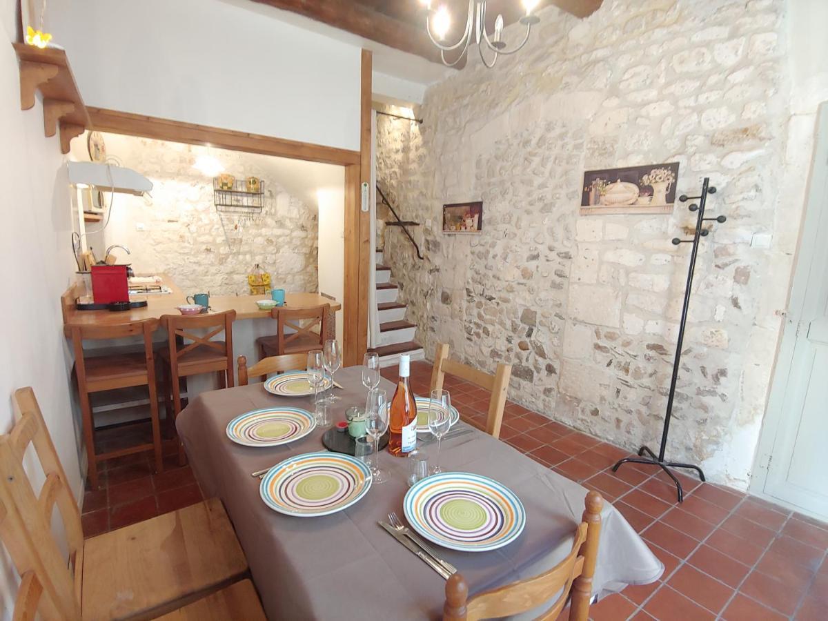 Charmante Maison Arlesienne A L'Ombre Des Arenes, De 2 A 5P エクステリア 写真