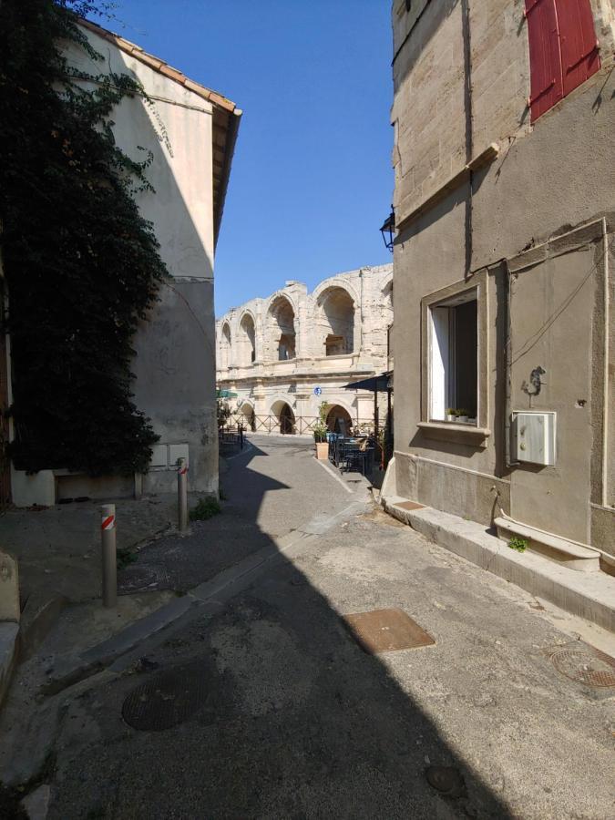 Charmante Maison Arlesienne A L'Ombre Des Arenes, De 2 A 5P エクステリア 写真