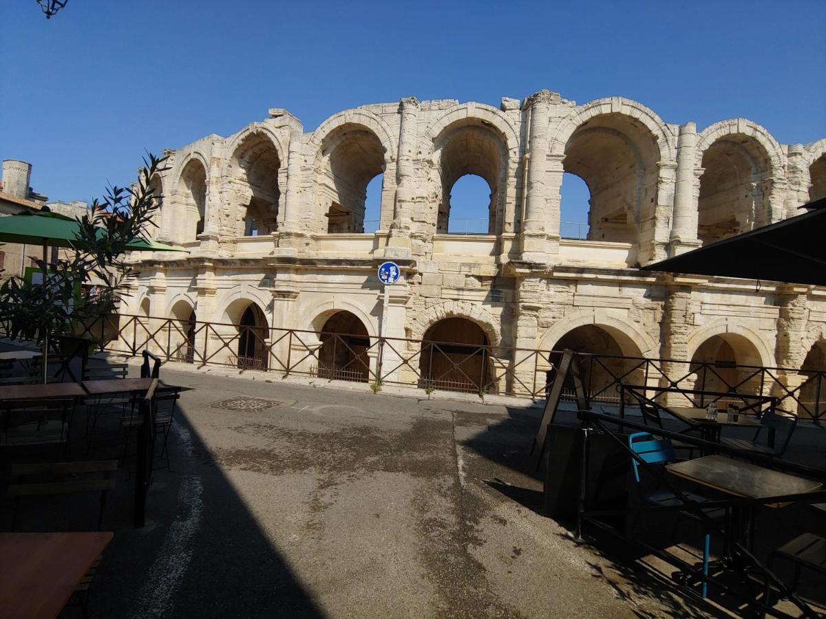 Charmante Maison Arlesienne A L'Ombre Des Arenes, De 2 A 5P エクステリア 写真