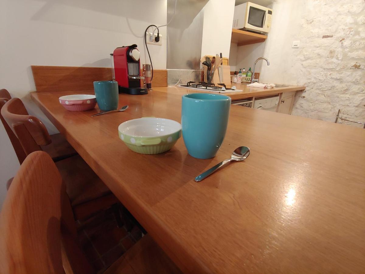 Charmante Maison Arlesienne A L'Ombre Des Arenes, De 2 A 5P エクステリア 写真